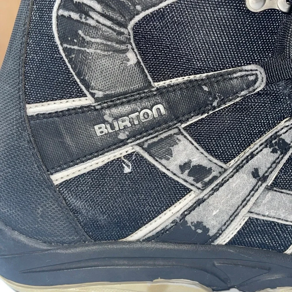 Burton Moto Snowboard Boots Mens 9.5 Black Gray Lace Up Soft Flex All Mountain